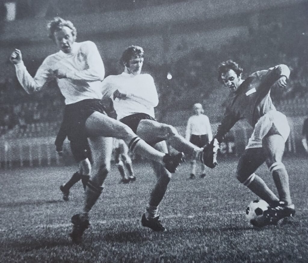 Adoré à l'ASSE, cet ancien de St Etienne et Montpellier compte 4 sélections en Equipe de France !