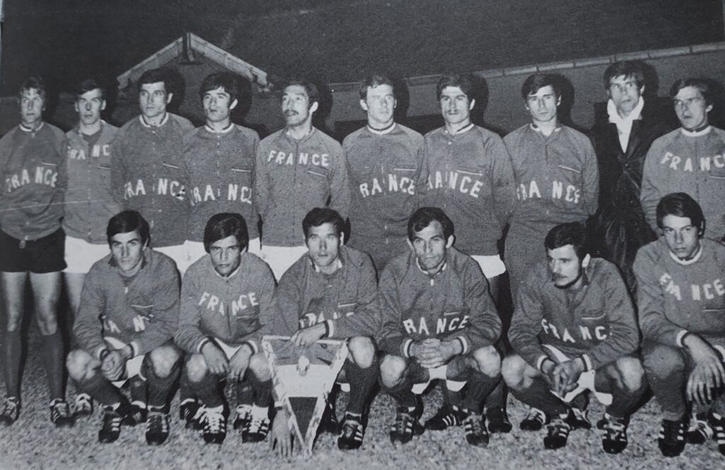 Adoré à l'AS Cannes et surtout à l'OGC Nice, il compte 36 sélections en Equipe de France