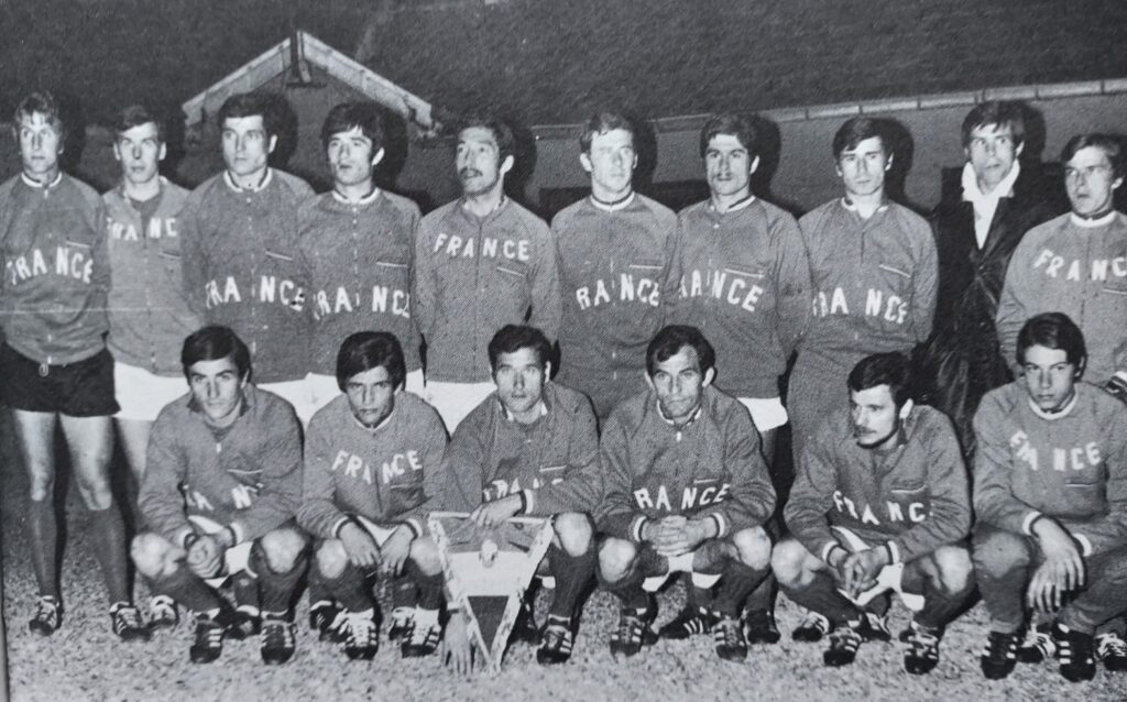 Adoré à la fois au PSG et à l'OM, ce Nîmois compte 20 sélections en Bleus !