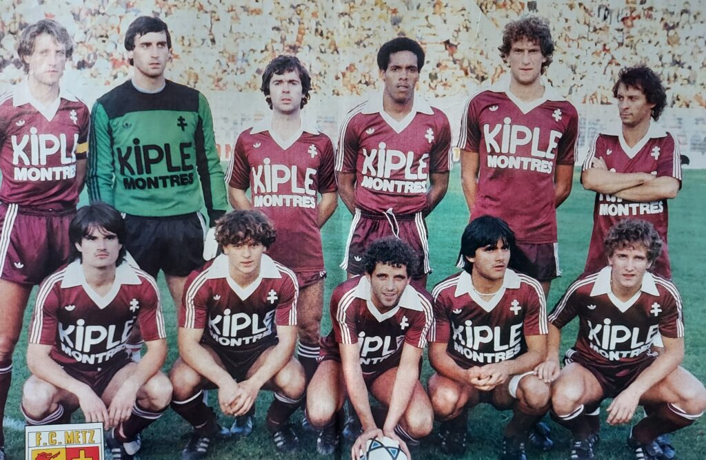 Adoré à Lyon, Nice et Besançon, il réalisait un exploit avec le FC Metz contre le Barça !