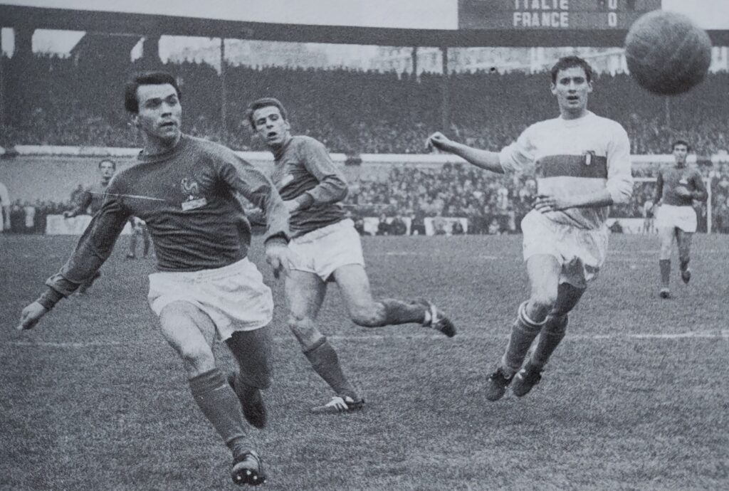 Passé par Armentières, l'USBCO et le LOSC, ce joueur était adoré à Toulouse et comptait 3 sélections en Bleus !