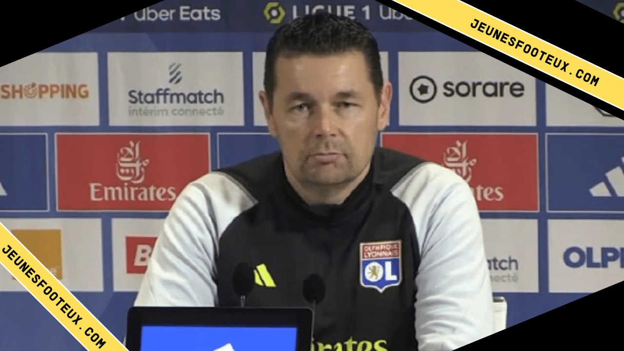 OL : un joueur de Pierre Sage sous pression avant Lyon - Strasbourg